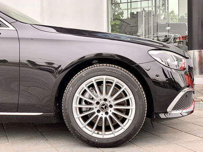 Mercedes-Benz E 200 Exclusive 2025