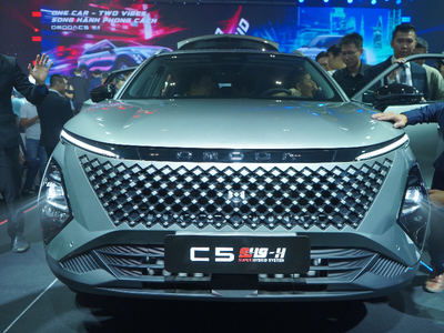 Omoda C5 Flagship hybrid