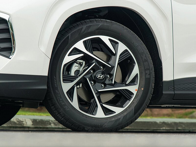 Hyundai Custin 1.5L Cao Cấp