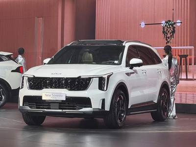 New KIA Sorento 1.6 Turbo HEV Signature