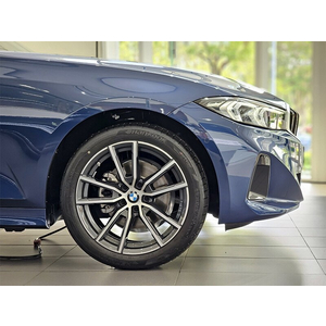 BMW 320i Sport Line 2023
