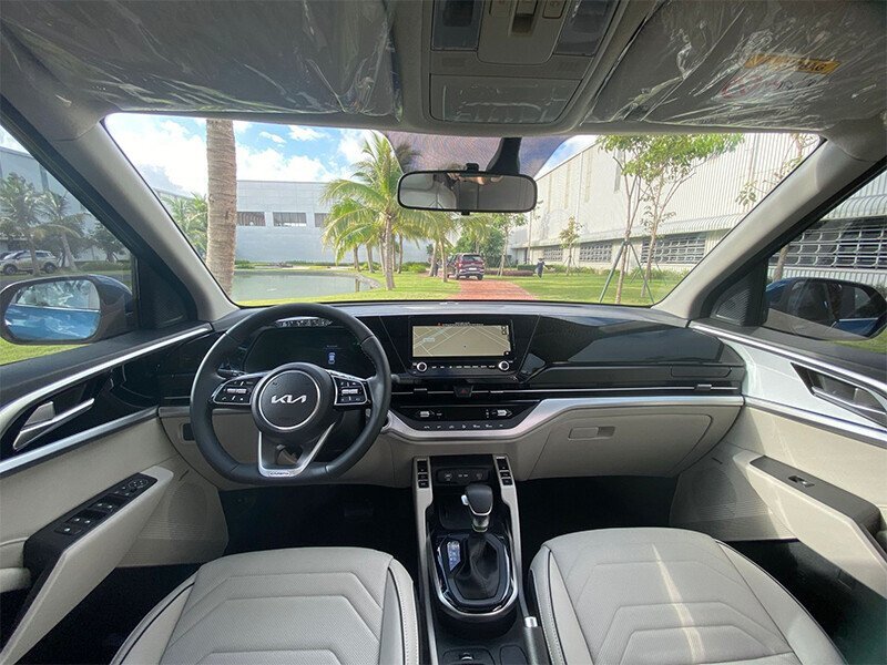 KIA Carens 1.4T Signature 7S