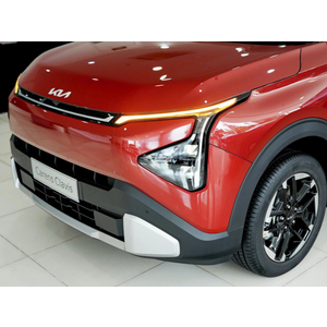 KIA Carens Clavis 1.5G Luxury