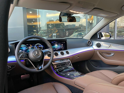 Mercedes-Benz E 180 2025