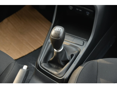 Hyundai Accent 1.5 MT Tiêu Chuẩn