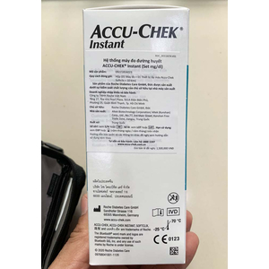 Máy đo đường huyết Accu-Chek Instant
