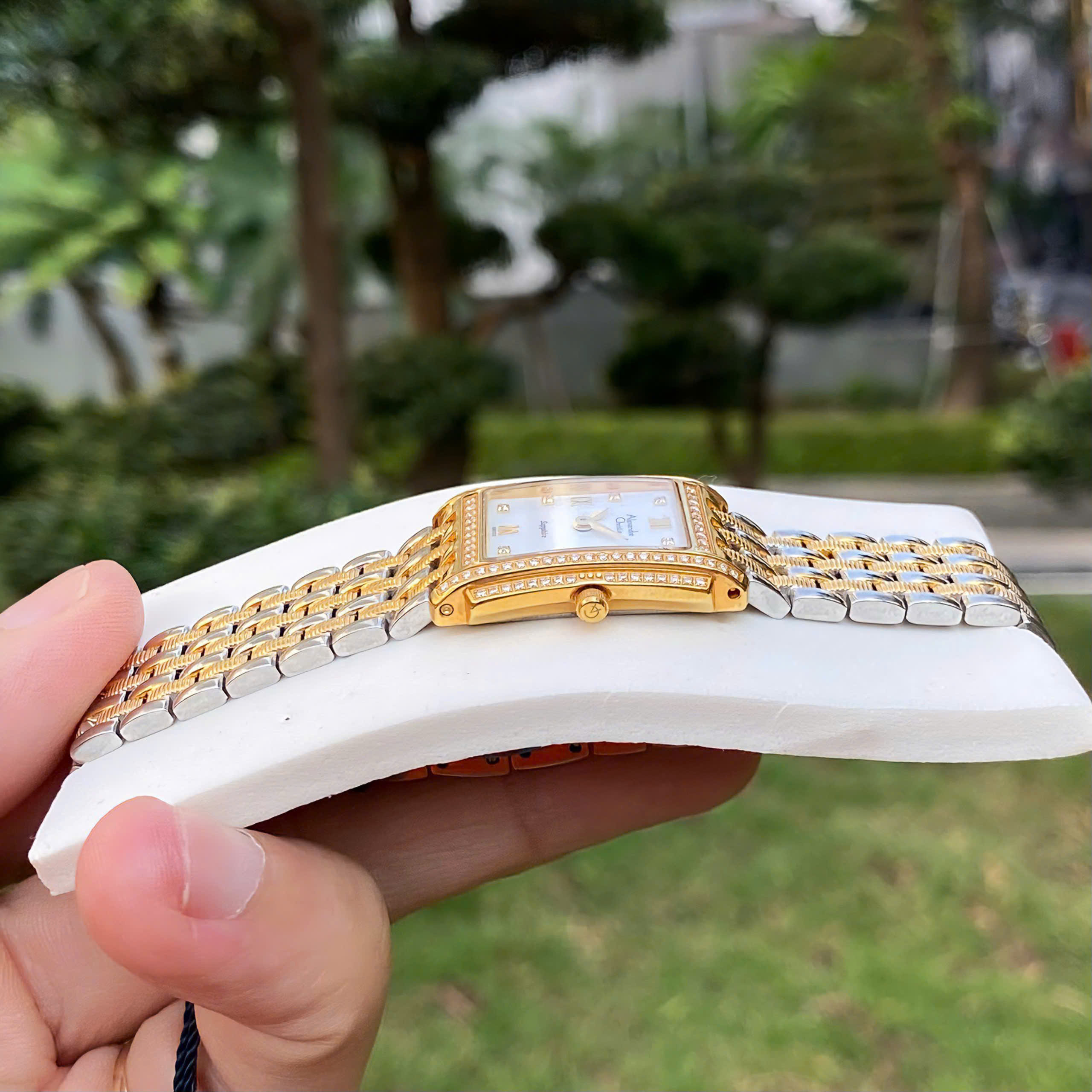 Đồng Hồ Nữ Alexandre Christie AC8B53A-LDGPGO Chính Hãng – Sang Trọng Với Thiết Kế Mặt Chữ Nhật Cá Tính