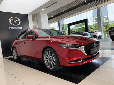 Chi tiết phiên bản giá rẻ Mazda 3 15L Deluxe 2020 mới tại Việt Nam