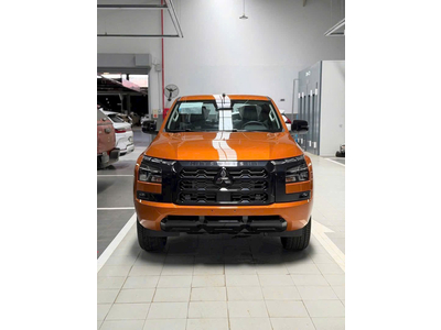 All-New Mitsubishi Triton 4WD AT Premium