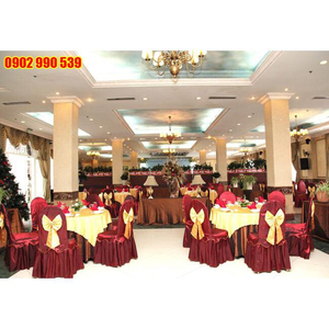 Áo bọc ghế nhà hàng tiệc cưới