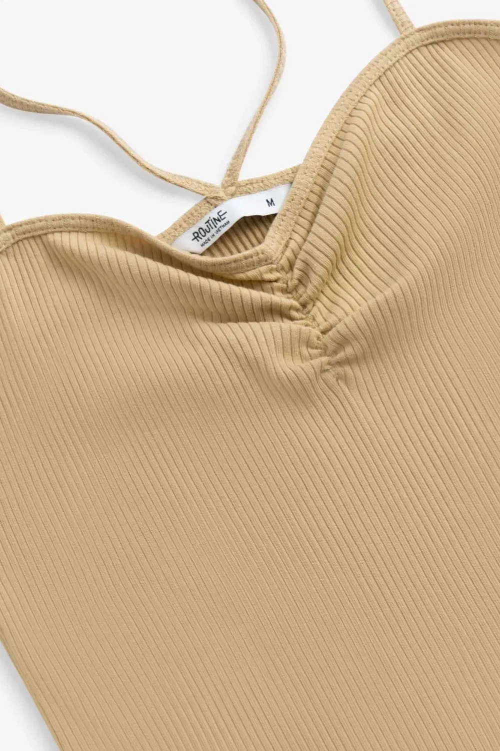 Áo hai dây cổ tim Slim