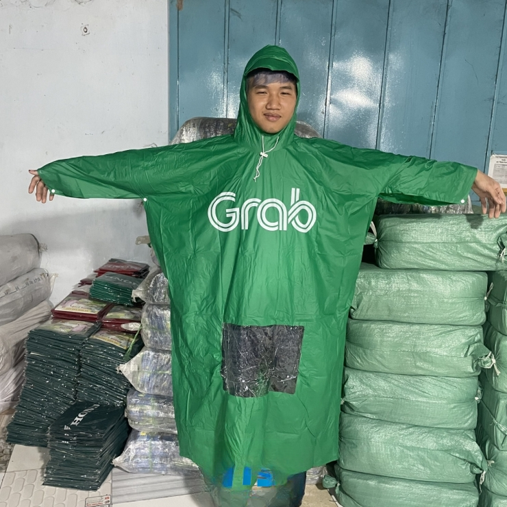 ÁO MƯA NHỰA RẠNG ĐÔNG CÁNH DƠI