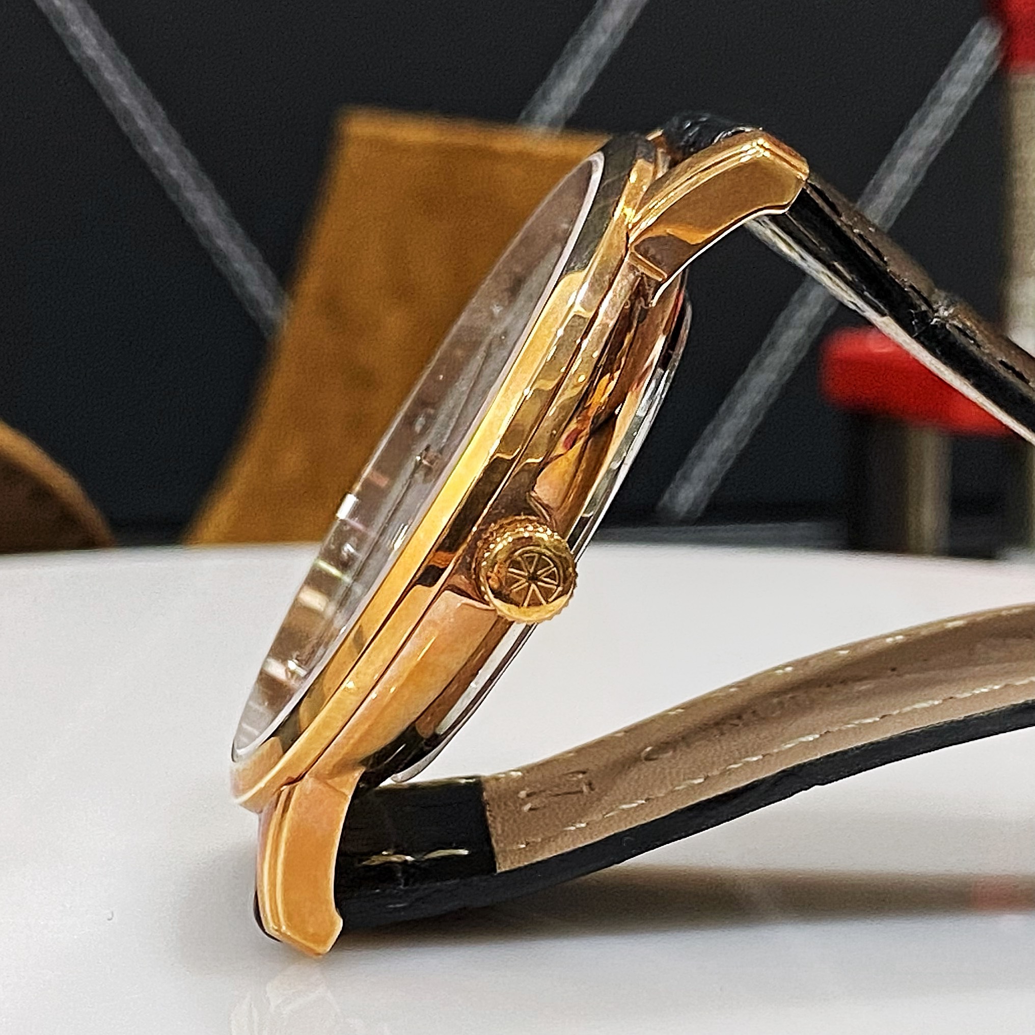 ĐỒNG HỒ AOLIX DÂY DA AL7081G