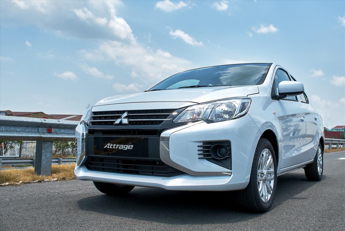 Mitsubishi Attrage MT