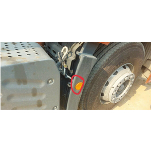 BÁN ĐÈN CHẮN BÙN TRƯỚC FAW JH6