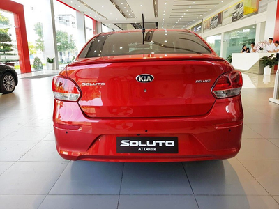 KIA Soluto AT Deluxe