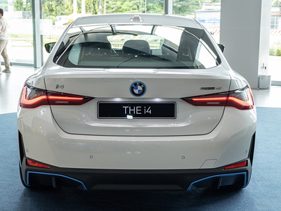 BMW i4 eDrive40