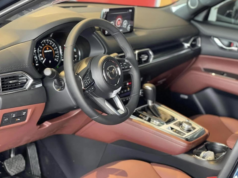 New Mazda CX-8 2.5L Deluxe E