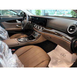 Mercedes-Benz E200 Exclusive
