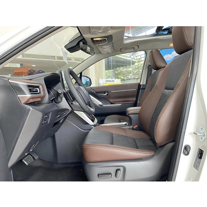 Toyota Innova Cross 2.0G