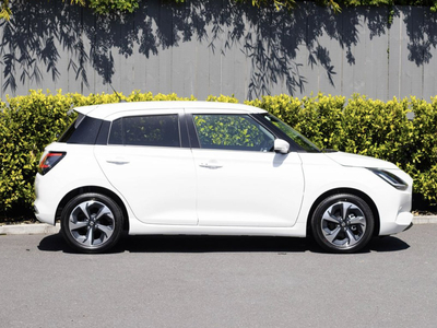 Suzuki Swift Hybrid 1-Tone