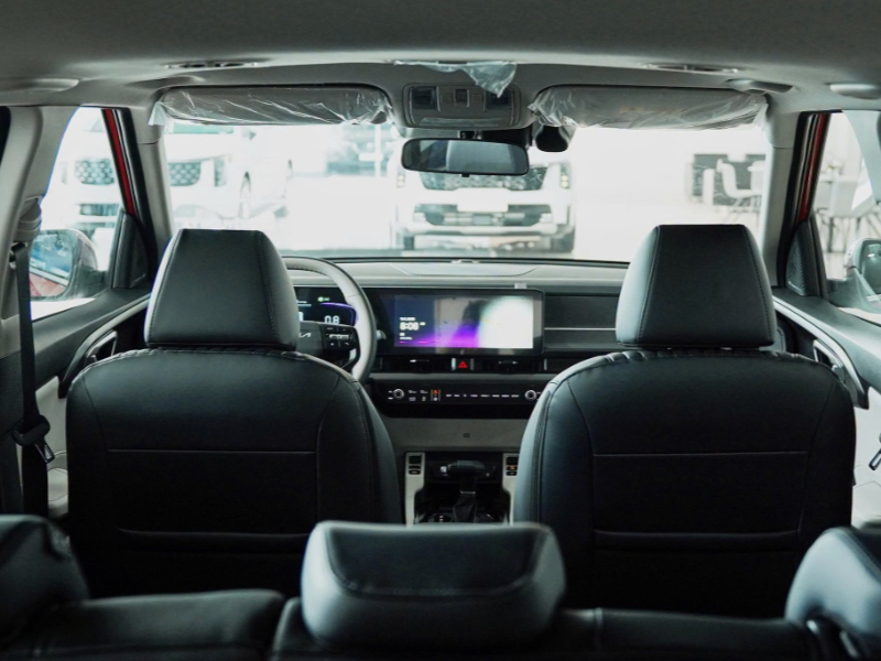 KIA Carens Clavis 1.5G Luxury
