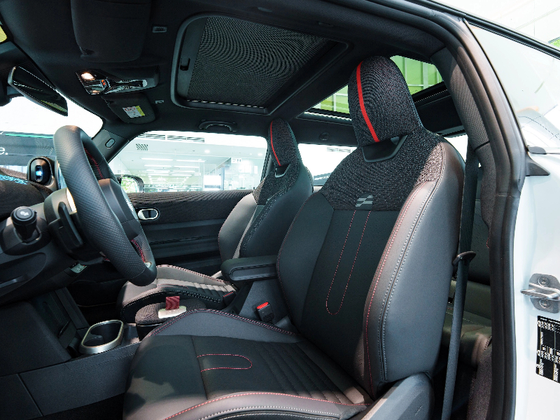 MINI JCW 3-Cửa