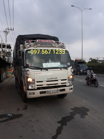 ba ga mui xe tải isuzu