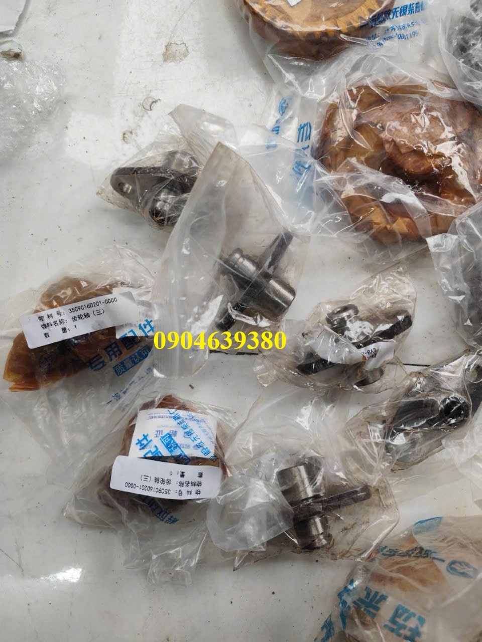 Bán bánh răng trục cơ , bánh răng lại bơm xe faw J5 2014 máy xanh 6DF3