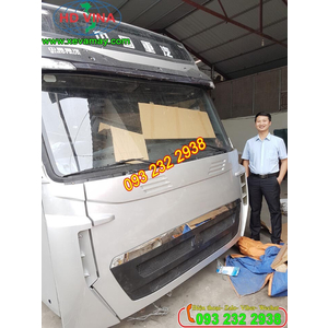 Bán cabin xe đầu kéo Howo A7 mặt nạ đời mới NEW HOWO A7 giá tốt