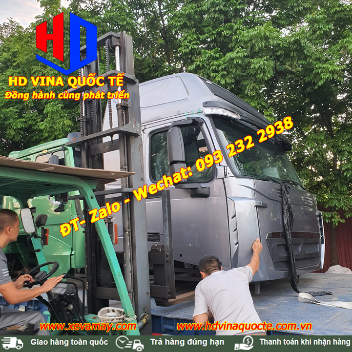 bán cabin xe đầu kéo Howo A7 nóc cao lưng phẳng màu bạc