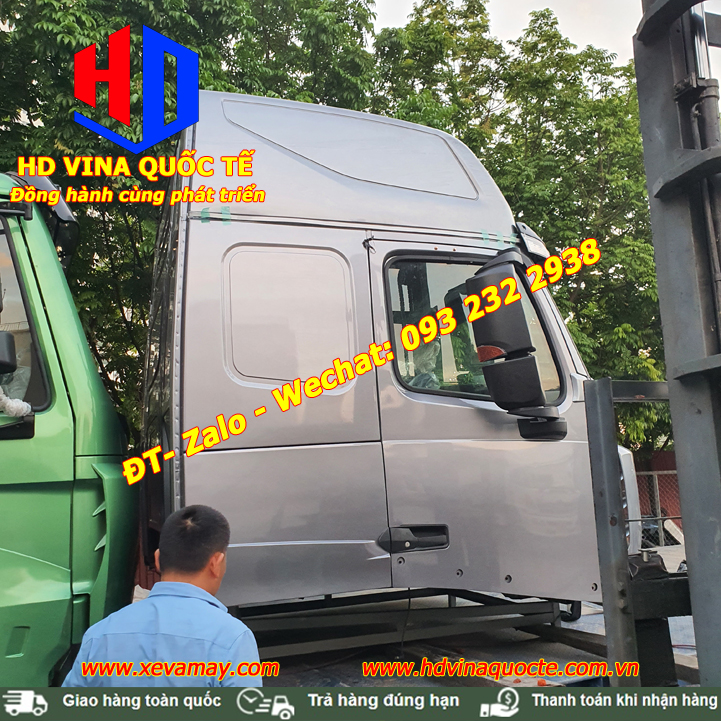 bán cabin xe đầu kéo Howo A7 nóc cao lưng phẳng màu bạc
