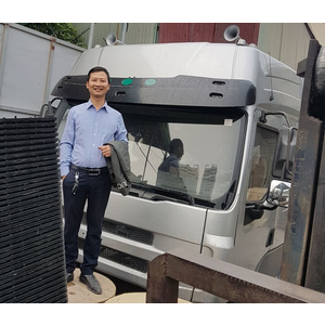 Bán cabin xe tải thùng 4 chân 5 chân CHENGLONG giá tốt nhât.