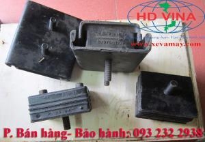 Bán cao su chân máy xe FAW HOWO DONGFENG JAC CAMC CHENGLONG HAIAU THACO FOTON AUMAN HYUNDAI HOKA ...