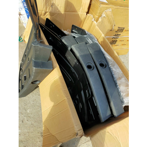 BÁN CHẮN BÙN LỐP TRƯỚC FAW JH6