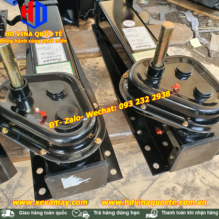 Bán chân chống mooc 2 tay quay