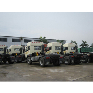 Bán thanh lý đầu kéo 1 cầu FAW 240 ps mới 100%- Tồn kho