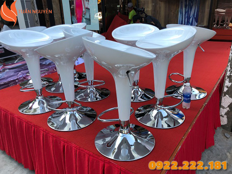 Cho thuê bàn ghế Bar - Bàn Cocktail giá rẻ, chất lượng