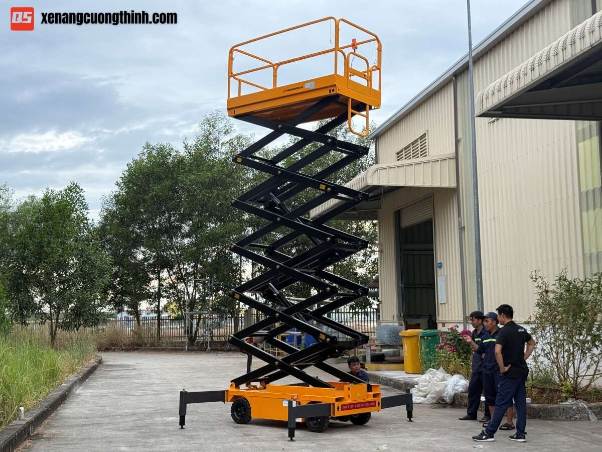 Xe Thang Nâng Người Bán Tự Hành 11m - Dòng Giá Rẻ