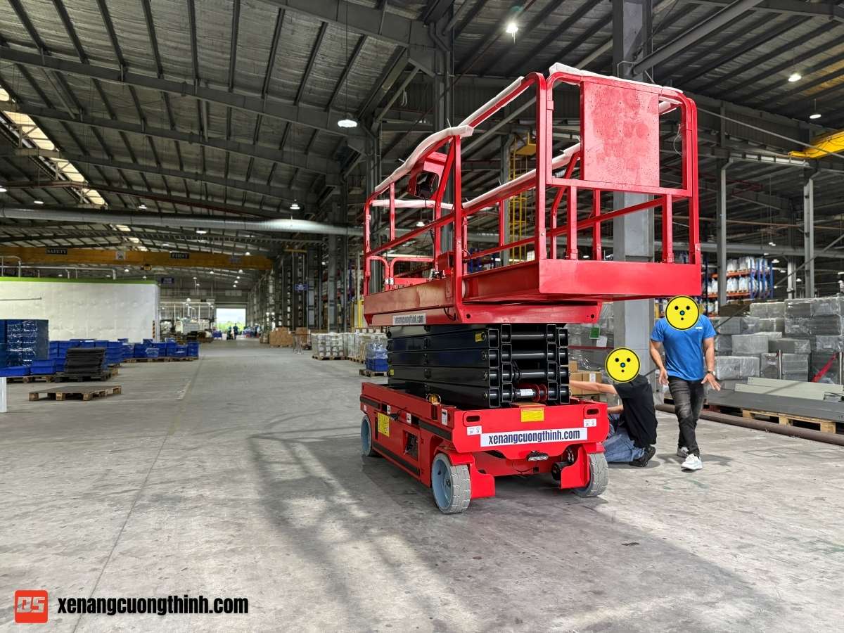 Mua Xe Thang Nâng Người Chính Hãng - Tại Cường Thịnh