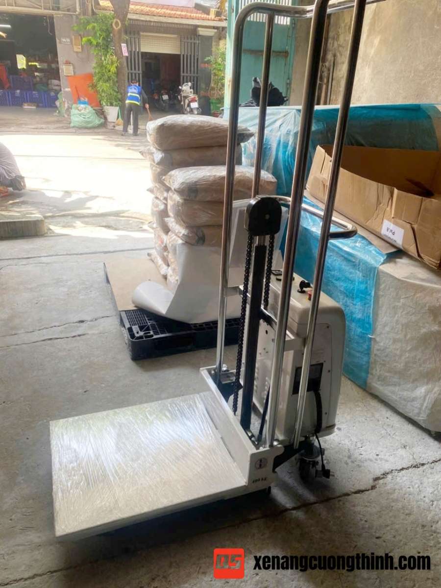 Bàn Giao Xe Nâng Bán Tự Động | Xe Nâng Cường Thịnh