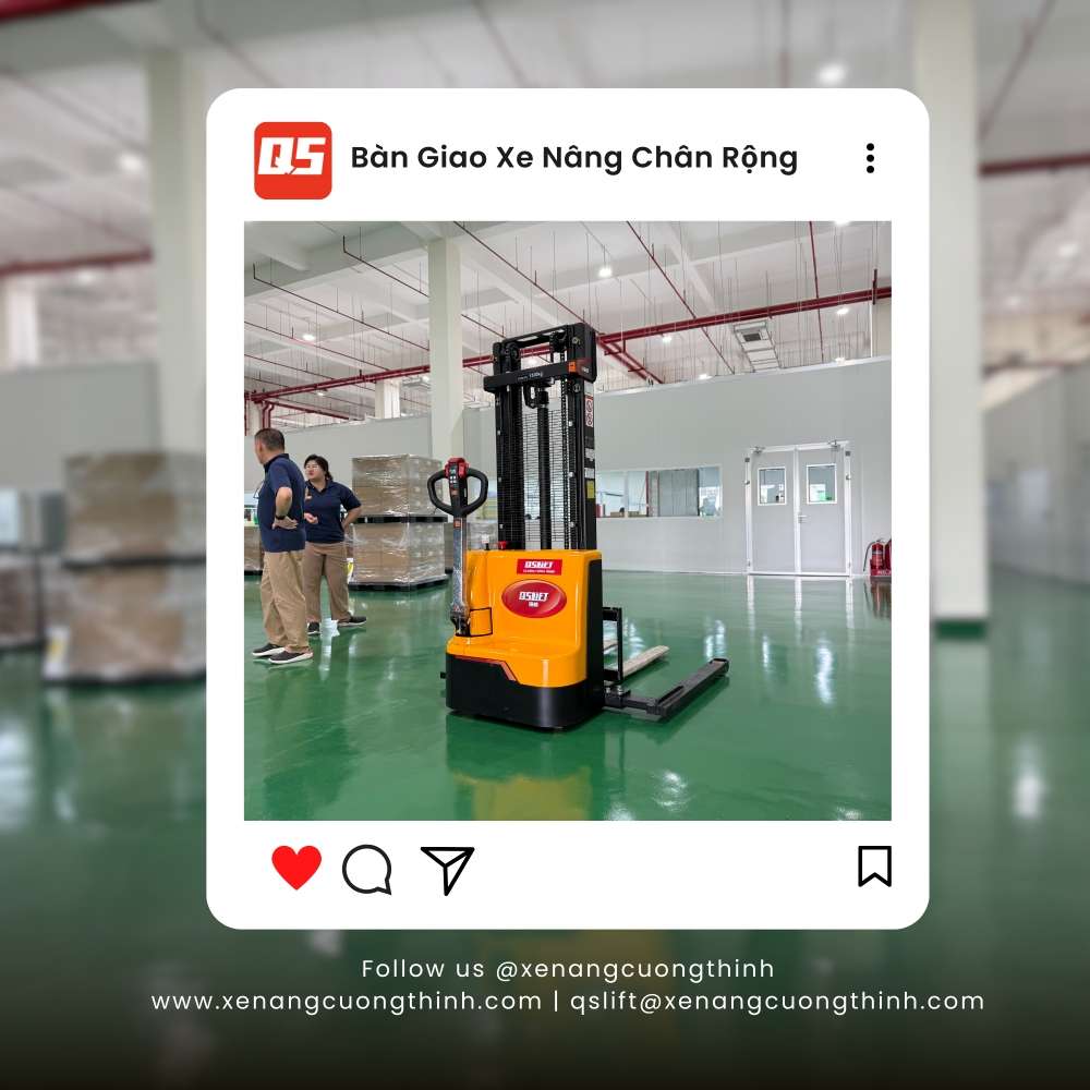 Bàn giao xe nâng điện chân rộng pallet 2 mặt