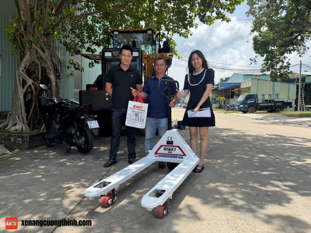 Xe Nâng Tay Chính Hãng QSLift Tại Cường Thịnh