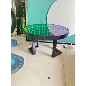 Bàn gương vô cực mặt tròn chân đen, LED xanh và tím