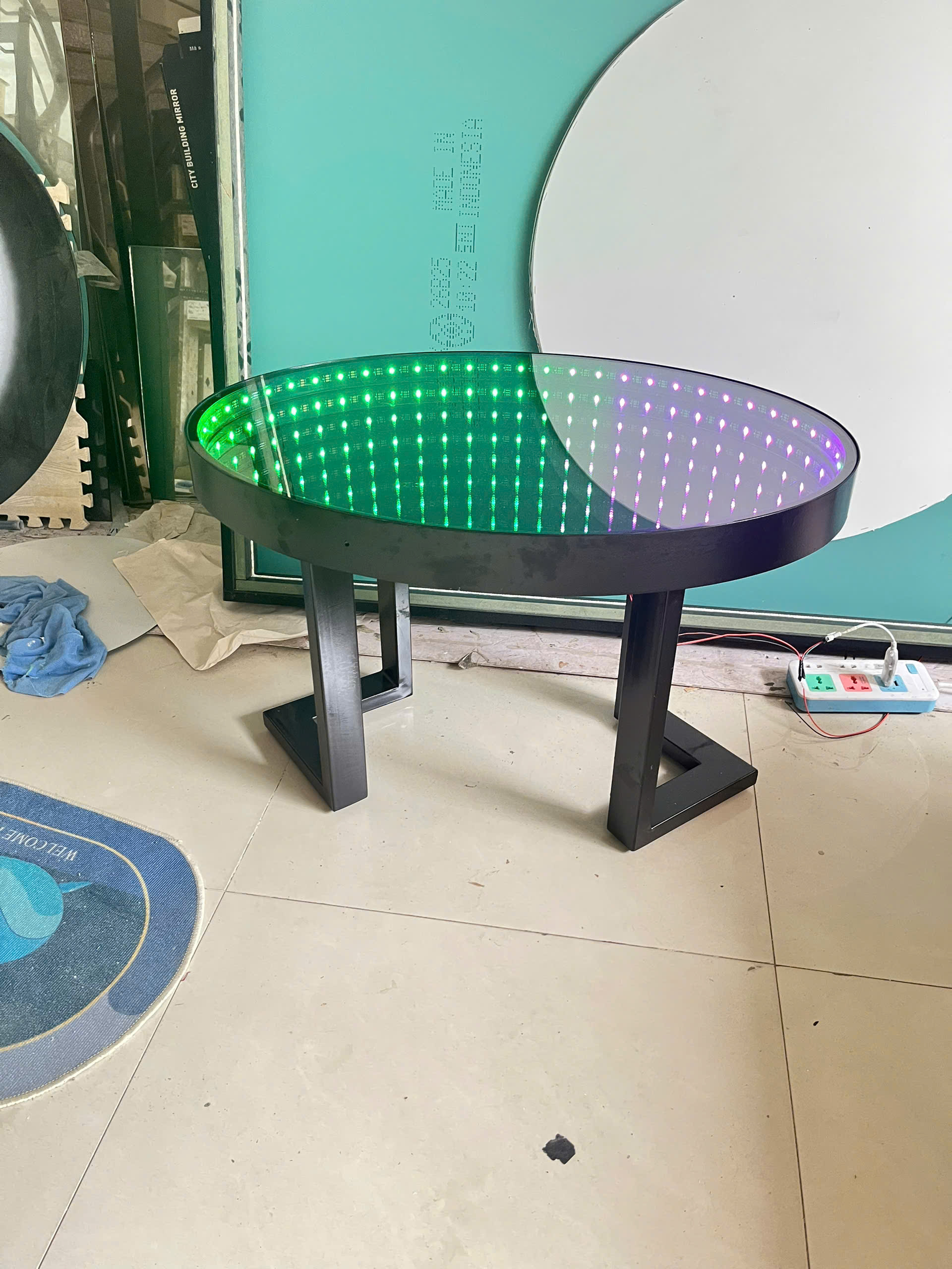 📌 BÀN GƯƠNG VÔ CỰC ELIP 500x700MM | HIỆU ỨNG LED 3D ĐẲNG CẤP CHILL – CITYBUILDING
