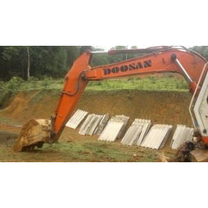 Bán máy đào solo130w-3 cũ đã qua sử dụng