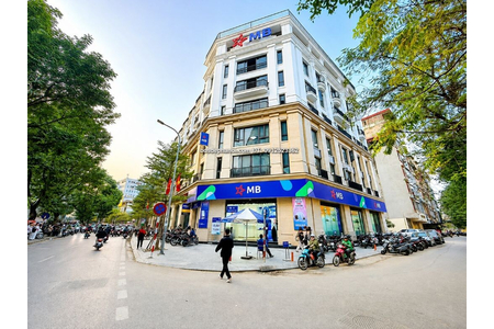 Bán Shophouse 82 Chùa Láng (Langs Village Đống Đa), 120m2, 9 Tầng Có Hầm, 2 Mặt Tiền Kinh Doanh Đỉnh