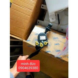 BÁN TAY LOCKE FAW CHIẾN THẮNG 7.7 TẤN