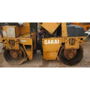 Bán thanh lý lu rung 2 cầu SAKAI 3,5 tấn cũ đã qua sử dụng