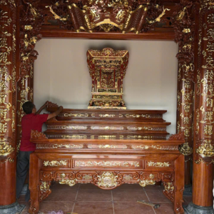 BÀN THỜ TAM CẤP ( GỖ DỔI)